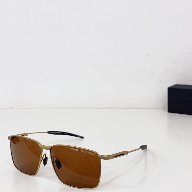 Porsche Desig* Model: 8987 Size: 61 ports 13-145 DDD