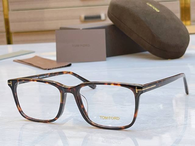 Tom For* Tom Ford new glasses frame, Model: Tf5735, Size: 56/17-145 DDD
