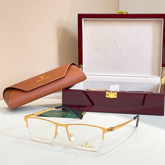 Box 30Role*Model
