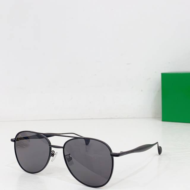 Sunglasses Photochromic Lenses Bvlgar*Model: Bv1397Ssize: 53/17-140 DDD