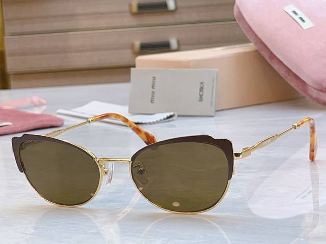 Miumi* Miu Miu new sunglasses, Mod:Mu 54Av, Size:54-18-145 DDD