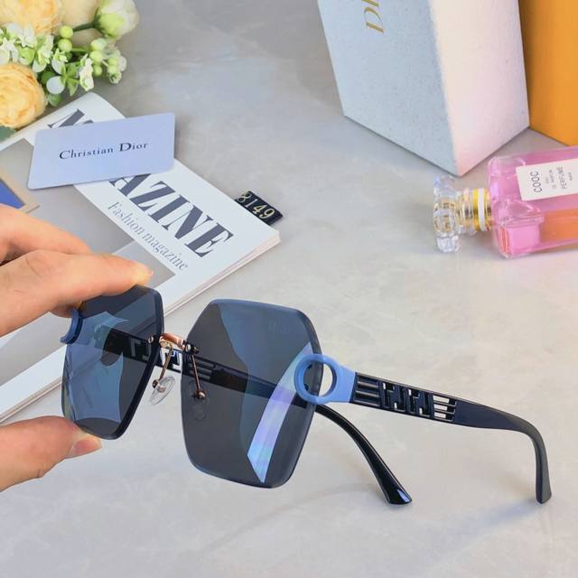 Dio* light luxury sunglasses fashionable and versatile plain anti-glare high-end