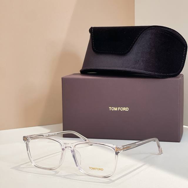 Tom For*Model: Tf5735Bsize: 56 ports 17-145 DDD