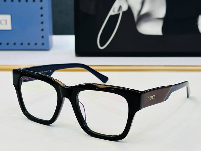 Guccl*Guccl Fashion Sunglasses Gg1669S Size: 52 Port 21-145 Super stylish L temp