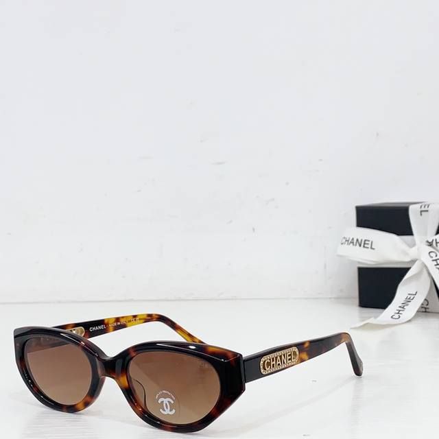 Chane*Model: Ch6818 Size: 54 ports 21-145 DDD