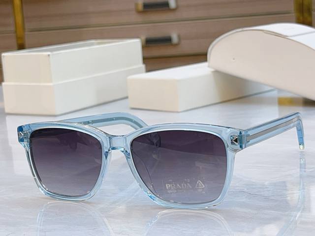 Prad* New Prada Sunglasses, Model: Vpr B01V, Size: 54/18-150 DDD