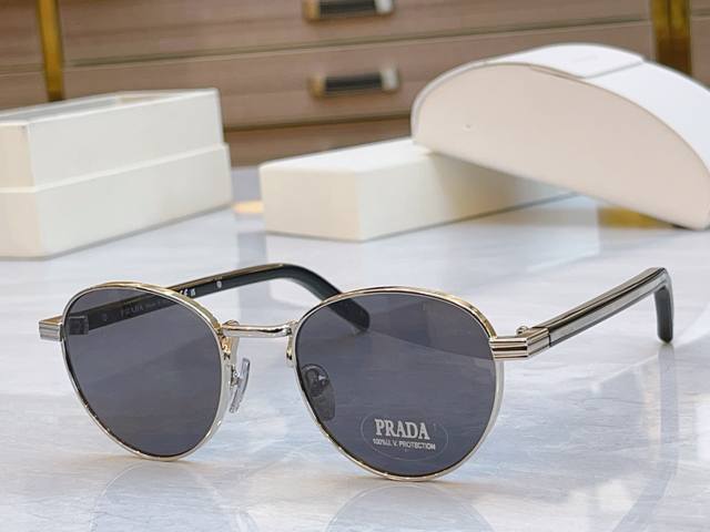 Prad* New Prada Sunglasses, Model: Pr B52S, Size: 50 21-140 DDD