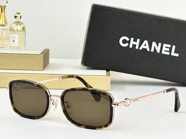 Chane* Mod: 2221 Size: 52 ports 21 142 DDD