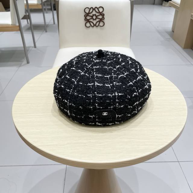 Chanel Chanel autumn and winter new small Chanel beret female retro style sun ha