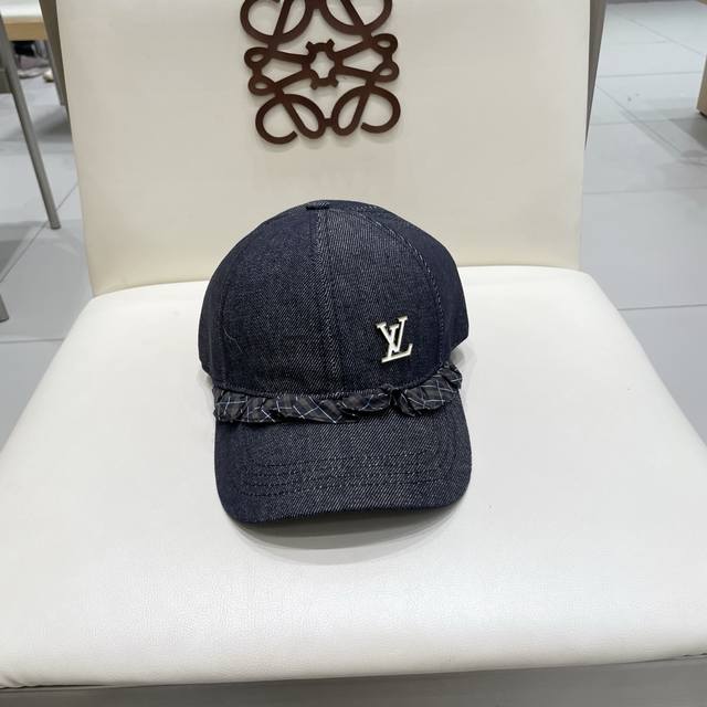 Lv Louis Vuitton 2025 new spring and autumn cowboy octagonal hat female retro ne