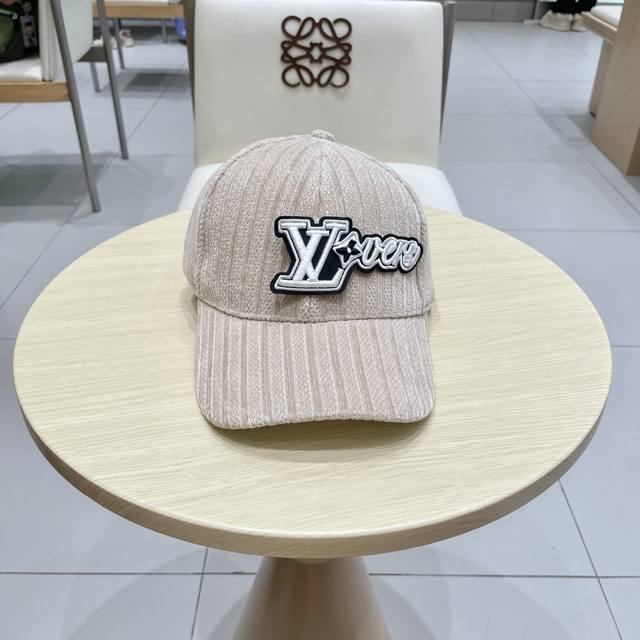 Louis Vuitton 2025 Autumn Baseball Cap Lv New Style is really beautiful. The fee