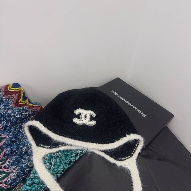 Running VolumeXiao Chanel~New Earmuffs A Must-Have for Fall and Winter Atmospher