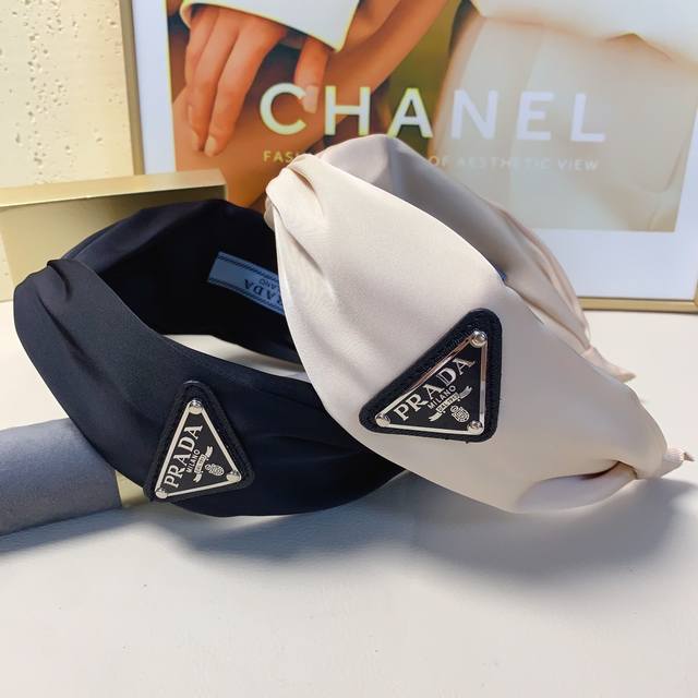 Prada Prada Prada headband satin triangle brand light luxury style headband temp