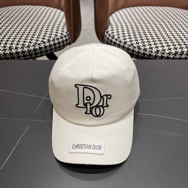 Dior new original embroidered baseball cap, popular new counter, 1:1 mold openin