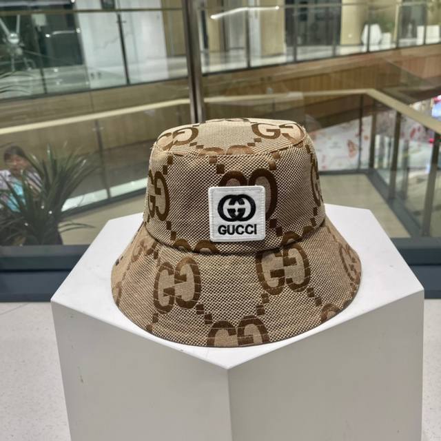 Gucci Gucci new Korean version of the original cute little bear bucket hat high