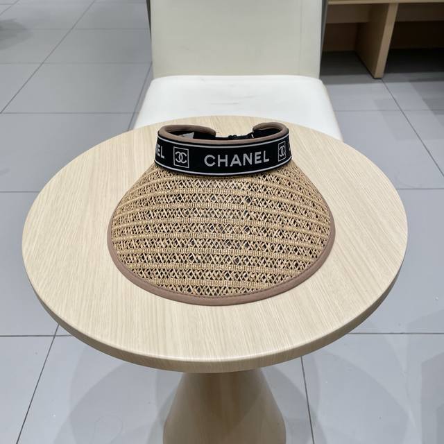 Chanel light luxury celebrity style hollow top hat fairy headband hollow top! Br