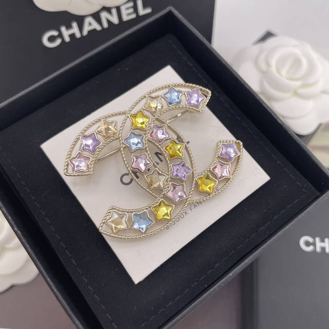High-quality details as shown in the picture, fragrant star double C brooch Z 53