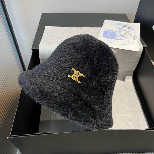 Special P Celine new bucket hat DDD