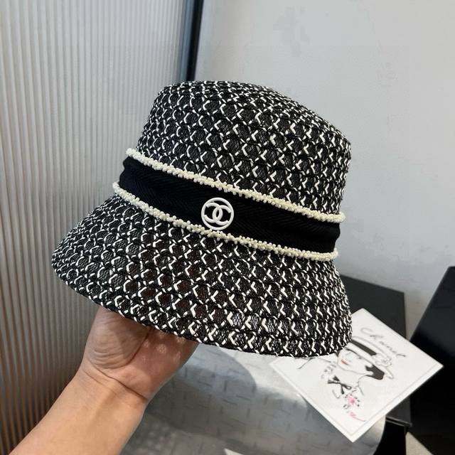 Chanel new straw hat, head circumference 57cm DDD