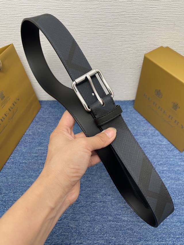 Burberry. A new belt from the classic collection, made from calfskin leather wit