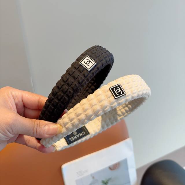 with packaging Chanel Chanel new sponge headband, retro headband, popular onlin