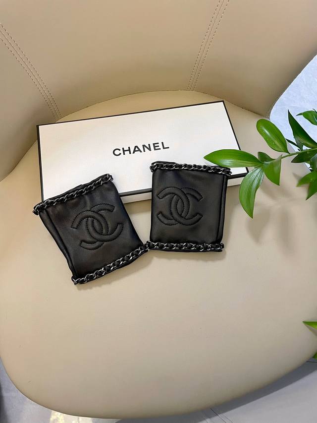 Chanel Chanel European new top-grade original women's high-end half-finger glove