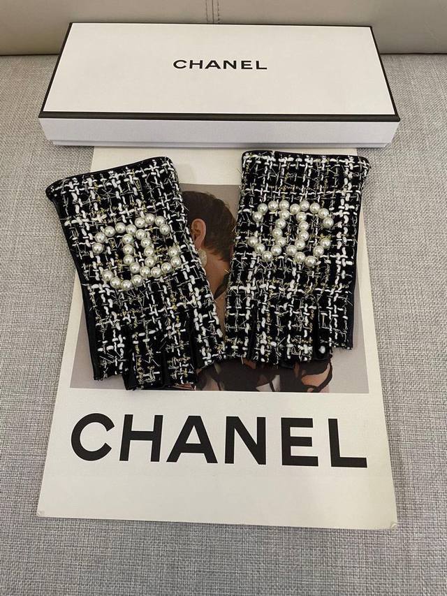 Chanel European new top-grade original women's high-end half-finger gloves Chane