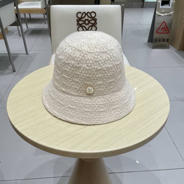 Louis Vuitton baseball cap Louisvuitton hat women's 2025 new autumn and winter w
