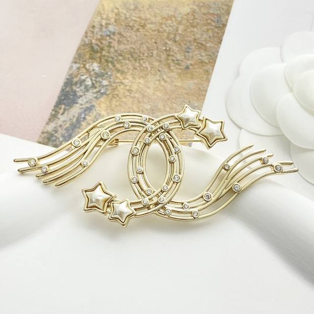 Chanel's hot-selling brooch, the Chan 24 Shooting Star Brooch, features a full,