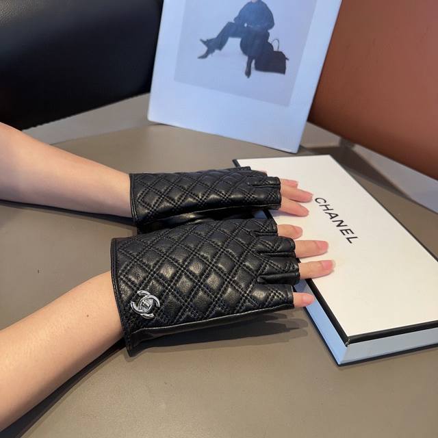 Chanel sheepskin gloves, fashionable gloves, warm and velvet lining for autumn