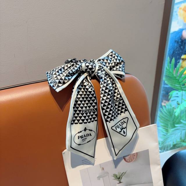 with packaging Prada Prada letter ribbon ponytail hair ring butterfly colon rin