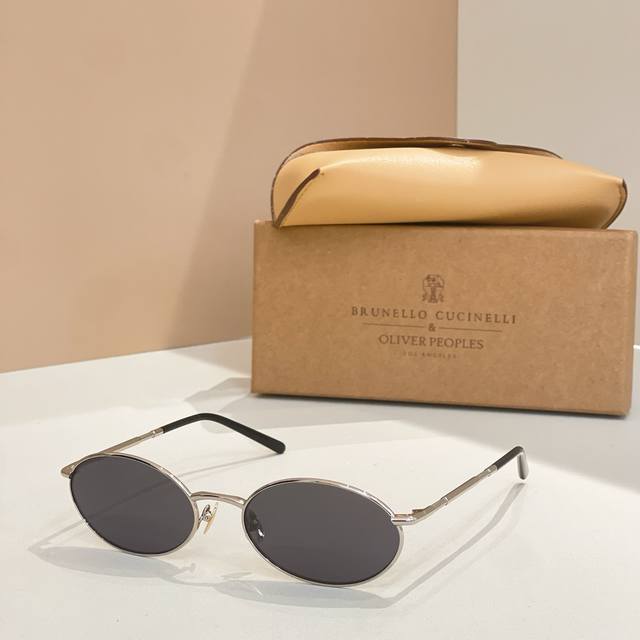 Brunello Cucinelli&Oliver Peoplesmodel