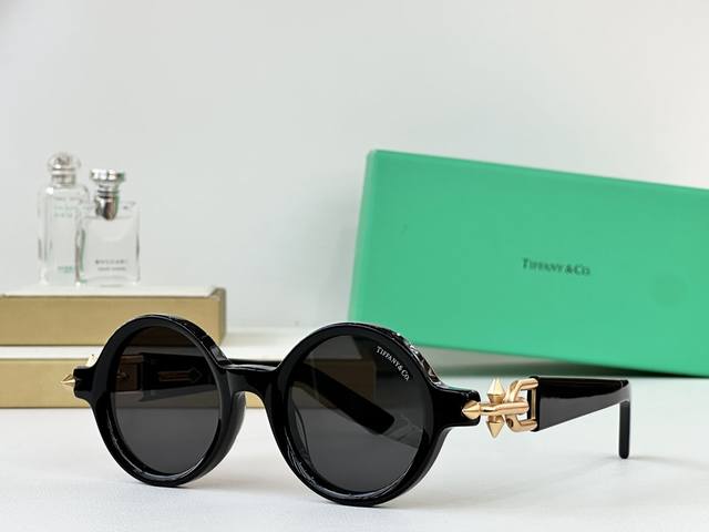 Tiffany & Co. Model:Tf5031 Size:46 ports 22-138 DDD