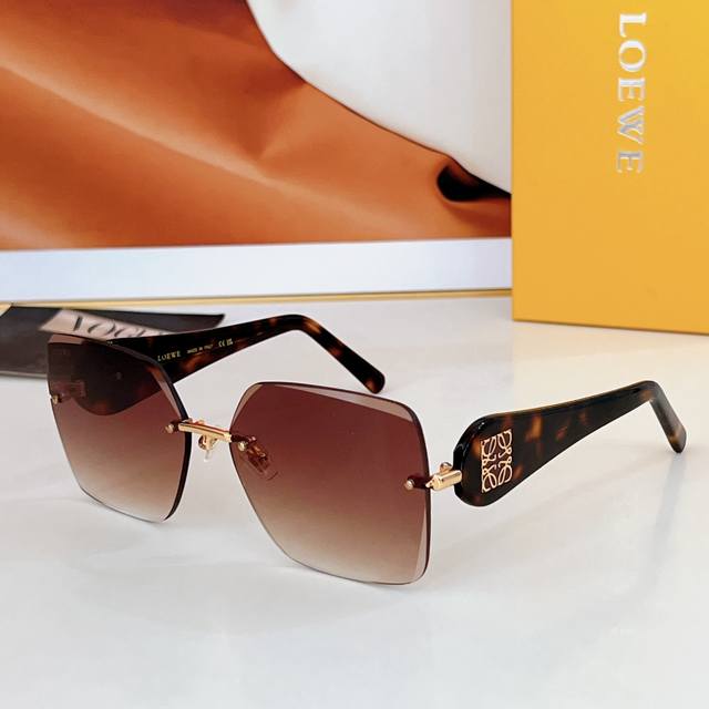 Loew* Model: Lw5131S Size: 62 ports 16-145 DDD