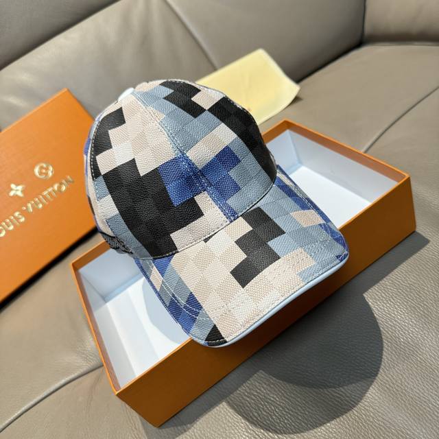 comes with a packaging bag, Lv Louis Vuitton new original baseball cap, colorfu