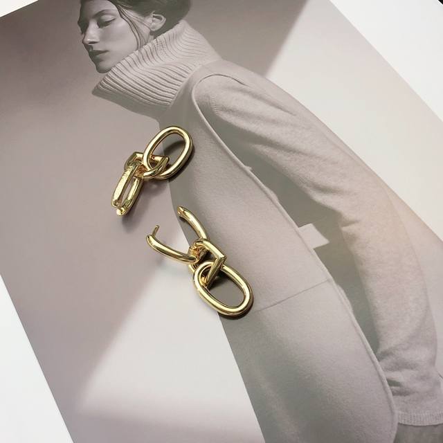 Balenciaga Balenciaga earrings king series counter synchronous update style earr