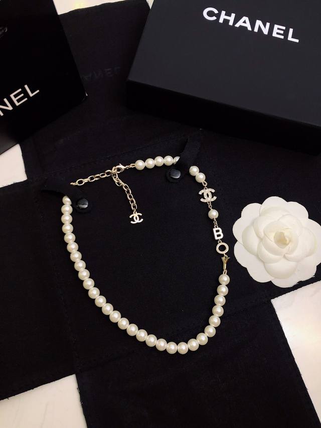 Xiaoxiang official website new Chanel letter full diamond necklace Choker origi