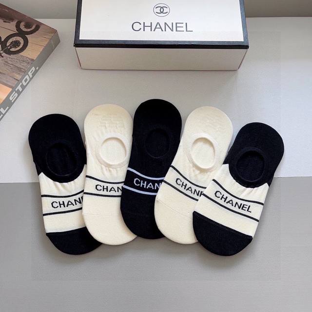 comes with packaging, 5 pairs per box Chanel classic boat socks, high-end cotto