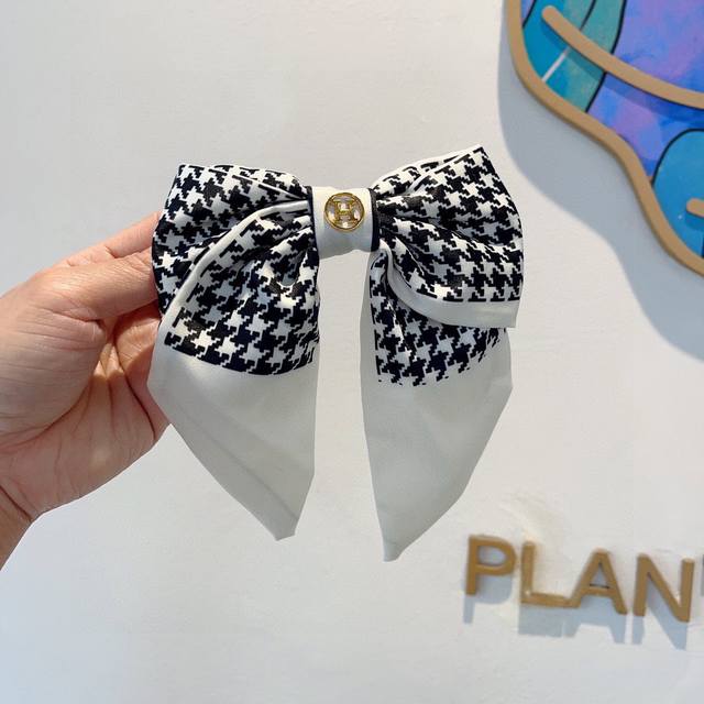 with packaging Hermes celebrity-style bow clip, hair clip, slingshot clip, inte