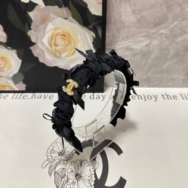 Special counter packaging Chanel Chanel's latest headband Little fairy got it Sp