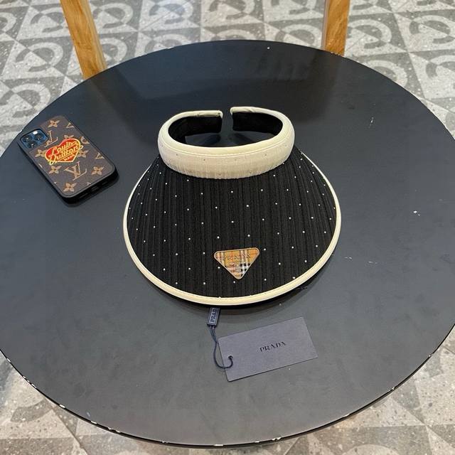 Prada summer black vinyl hollow top hat shiny rhinestone sun hat female anti-ult