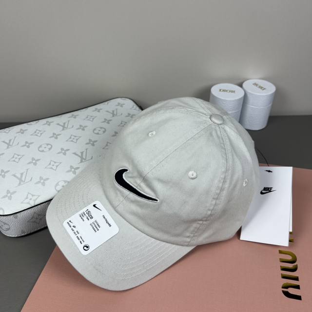 comes with a dust bag New product counter quality, Nike details are perfect Nik