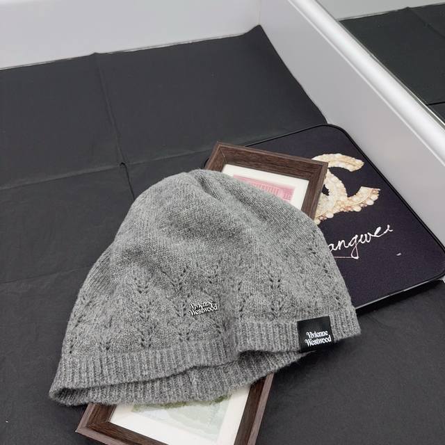 Running volume Queen Mother's new autumn and winter wool hat 100% wool, skin-fri