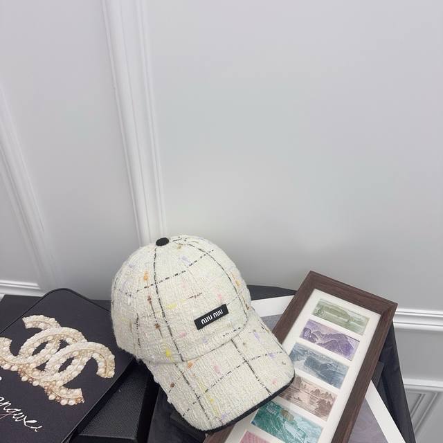 Running volume Miumiu autumn and winter new baseball cap DDD
