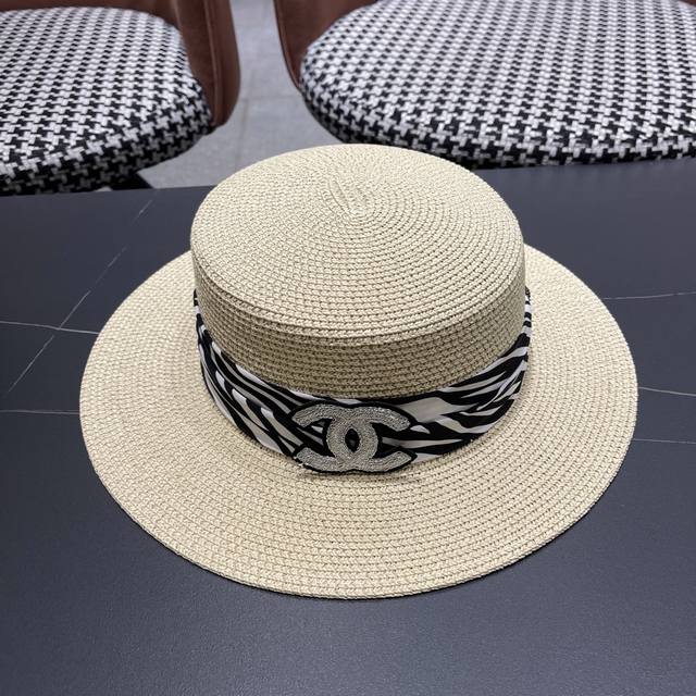 Chanel flat top hat for women in summer French style 2025 new style straw sun h