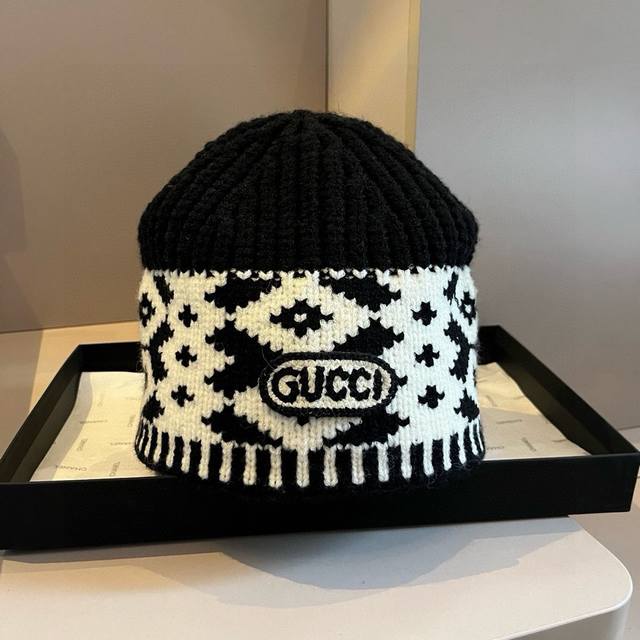 Gucci knitted beanie, unisex DDD
