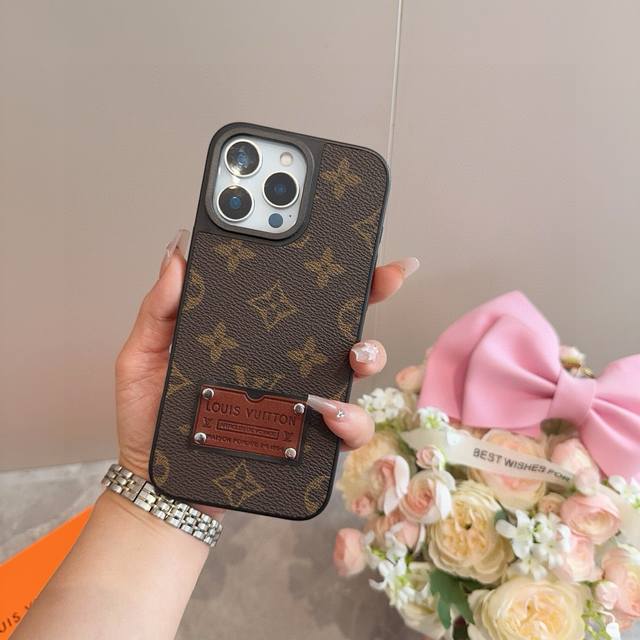 Lv classic old flower mobile phone case, official website synchronized leather f