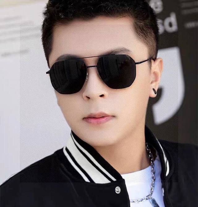 Lv Men's Colorful Aviator Polarized Sunglasses Material: HD Nylon Thickened Card