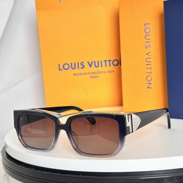Louis Vuitto*Model: Z2049U Size: 57 ports 18-145 DDD