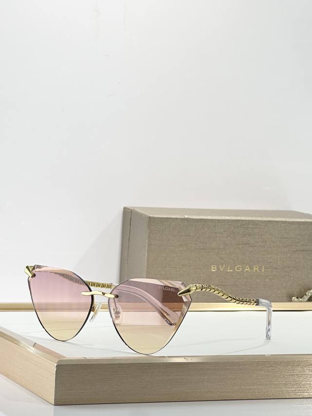 Bvlgar* Mod: Bv400024U Size: 65 ports 13-140 DDD